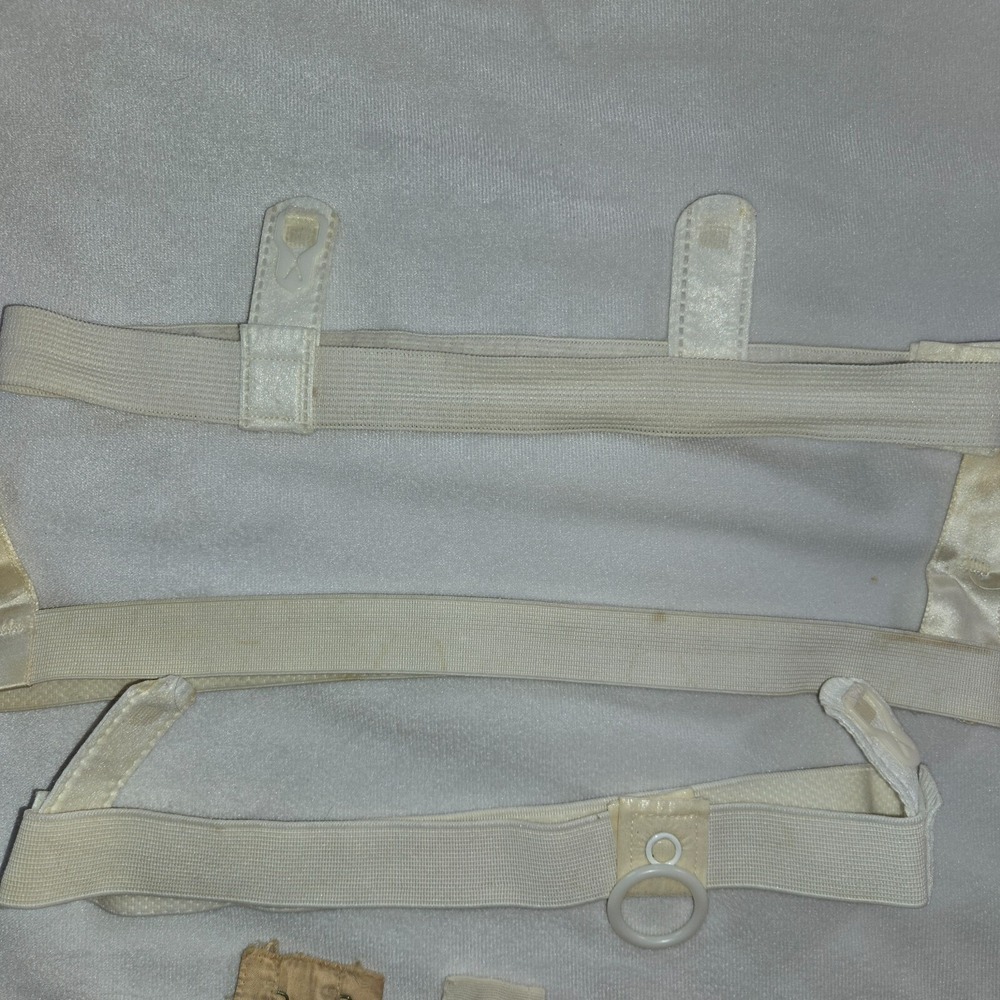 Vintage Sewing Accessories 80+ Zippers Elastic Jean Pockets Snaps Needles Rulers - Picture 12 of 16